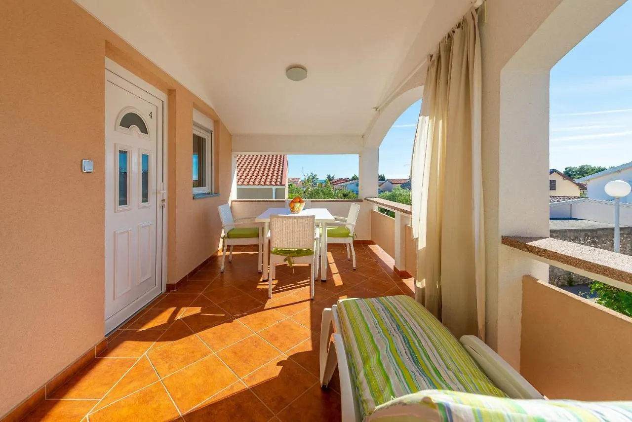 Apartmani Luka 0*, Vir Croatia